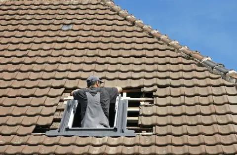 Pose de velux à Belin-Béliet